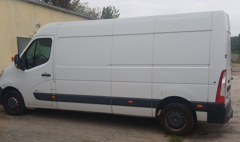 Opel Movano 2019 biały samochód dostawczy widok z boku